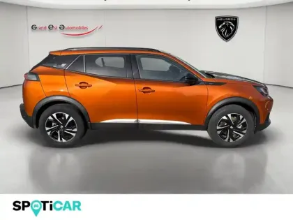 Photo 7 Peugeot 2008  e- 136ch Roadtrip