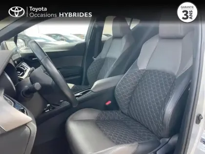 Photo 10 Toyota C-HR  184h Distinctive 2WD E-CVT MY22