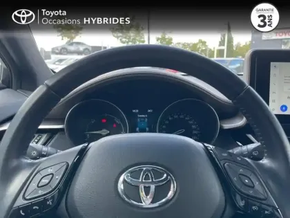 Photo 12 Toyota C-HR  184h Distinctive 2WD E-CVT MY22