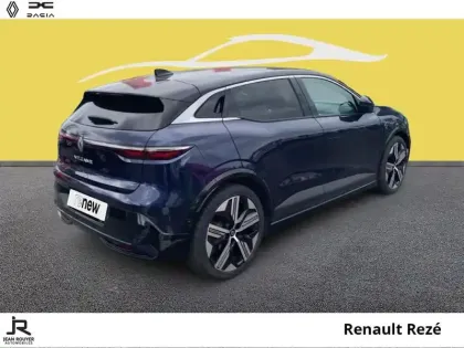 Photo 11 Renault Megane  E-Tech Electric EV60 220ch Iconic super charge -B