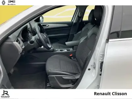 Photo 17 Renault Arkana  1.6 E-Tech hybride 145ch Techno