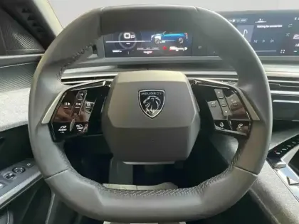 Photo 12 Peugeot 5008  Hybrid 145ch Allure e-DCS6