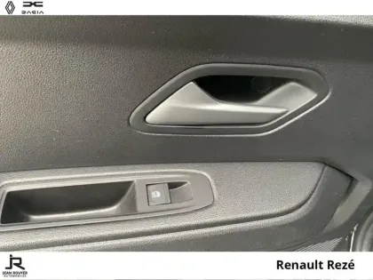 Photo 14 Dacia Duster  1.6 hybrid 140ch Extreme