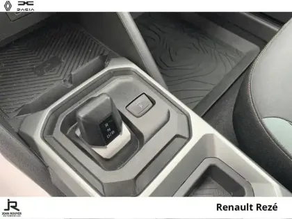 Photo 5 Dacia Duster  1.6 hybrid 140ch Extreme