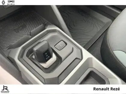Photo 20 Dacia Duster  1.6 hybrid 140ch Extreme