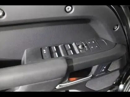 Photo 8 Land rover Defender  130 3.0 D300 X-Dynamic SE