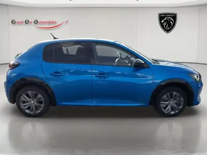 Photo 7 Peugeot 208  e- 136ch Style