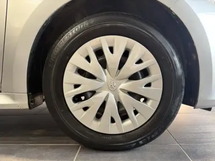 Photo 7 Toyota Yaris  120 VVT-i Dynamic Business 5p MC24