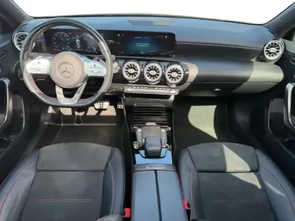 Photo 22 Mercedes Classe A  180 136ch AMG Line 7G-DCT