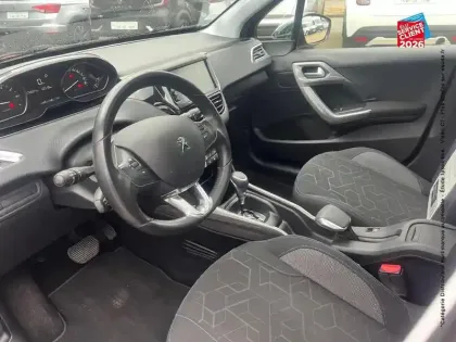 Photo 14 Peugeot 2008  1.2 PureTech 110ch E6.c Style S&S EAT6