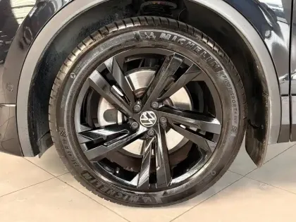 Photo 9 Volkswagen Tiguan  1.4 eHybrid 245ch R-Line DSG6