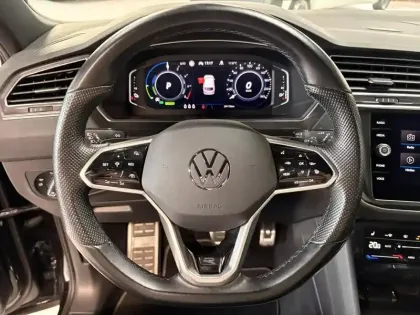 Photo 14 Volkswagen Tiguan  1.4 eHybrid 245ch R-Line DSG6