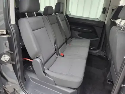 Photo 11 Ford Tourneo Connect Grd  2.0 EcoBlue 102ch Trend