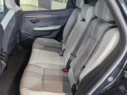 Photo 10 Renault Scenic  E-Tech Electric 220ch 87kWh Techno option Iconic grande autonomie -25