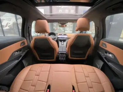 Photo 6 DS DS 7 E-TENSE 4x4 Grand Chic