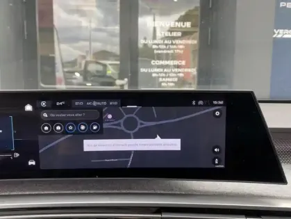 Photo 8 Peugeot 3008 III 1.2 HYBRID 136 E-DCS6 GT