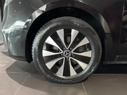 Photo 5 Mercedes CLA V 300 d 4MATIC AVANTGARDE Extr