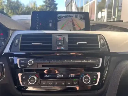 Photo 23 BMW SERIE 3 F30/F31 Touring 320d 190 ch BVA8