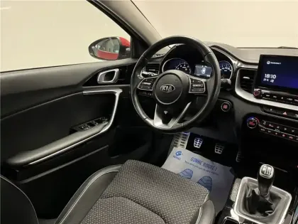 Photo 8 Kia Xceed 1.0L T-GDI 120 CH ISG BVM6