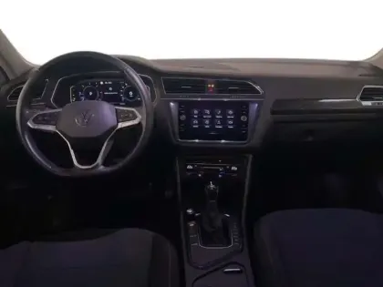 Photo 7 Volkswagen Tiguan 2.0 TDI 150ch DSG7 Elegance