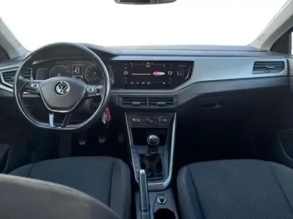 Photo 7 Volkswagen Polo BUSINESS 1.0 80 S&S BVM5 Lounge