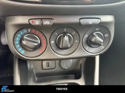 Photo 14 Opel Corsa 1.4 Turbo 100 ch Design 120 ans