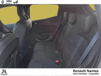 Photo 9 Renault Clio  1.6 E-Tech hybride 145ch Engineered