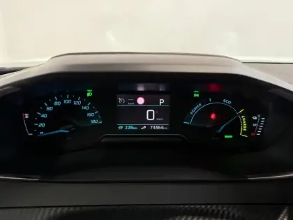Photo 10 Peugeot 2008  e- 136 Style Carplay /Camera 180
