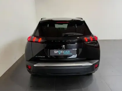 Photo 5 Peugeot 2008  e- 136 Style Carplay /Camera 180