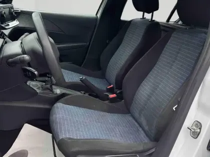 Photo 10 Peugeot 208  Affaire 1.5 BlueHDi 100 Premium 2 Places