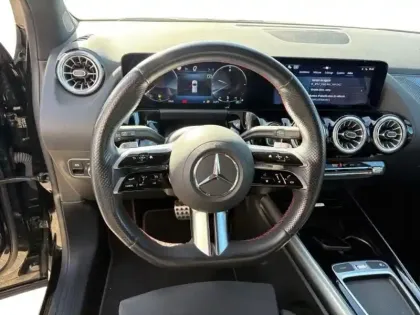 Photo 9 Mercedes GLA  200 d 150ch AMG Line 8G-DCT