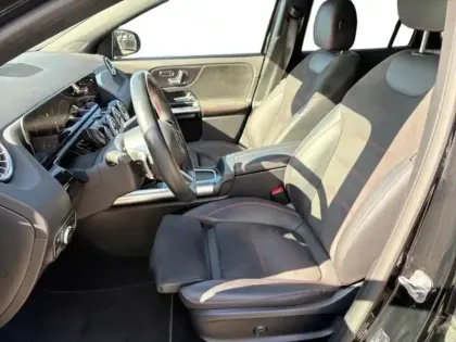 Photo 8 Mercedes GLA  200 d 150ch AMG Line 8G-DCT