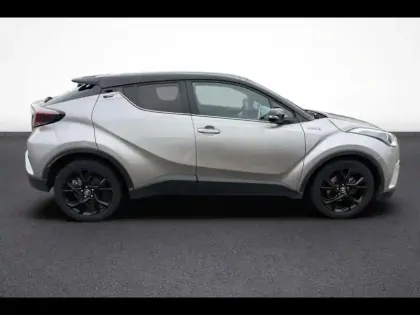 Photo 6 Toyota C-HR  122h Graphic 2WD E-CVT RC18