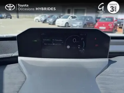 Photo 13 Toyota C-HR + 224ch 77kWh Design Grande Autonomie