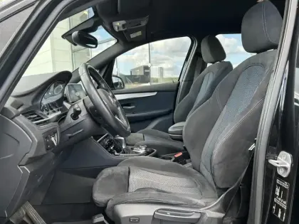 Photo 7 BMW Serie 2 Série 2 ActiveTourer 216dA 116ch M Sport