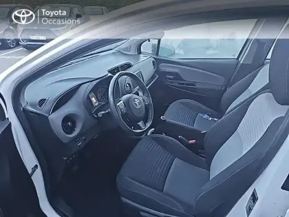 Photo 10 Toyota Yaris  70 VVT-i France Connect 5p RC19