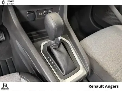 Photo 5 Renault Clio  1.6 E-Tech 145ch full hybrid Evolution - 24