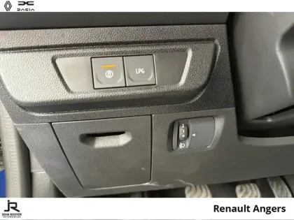 Photo 13 Dacia Sandero  1.2 Eco-G 120ch Stepway Extreme -25