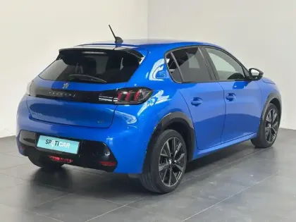 Photo 6 Peugeot 208  e- 136ch GT (2023)