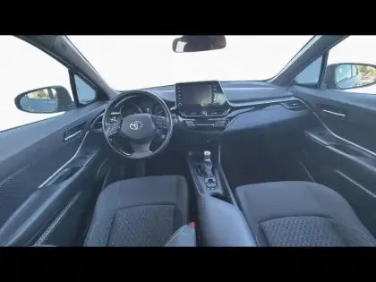 Photo 10 Toyota C-HR  122h Dynamic 2WD E-CVT RC18