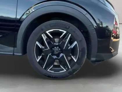Photo 10 Peugeot 3008  1.2 Hybrid 136ch Allure e-DCS6