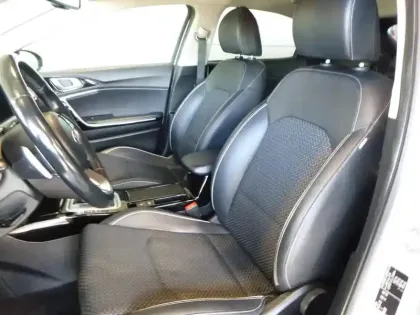 Photo 12 Kia Xceed  1.4 T-GDI 140ch Design DCT7