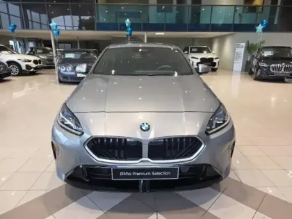 Photo 11 BMW Serie 1 Série 1 120A 170ch M Sport DKG7