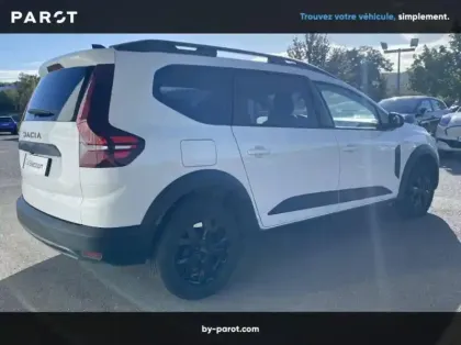Photo 32 Dacia Jogger TCe 110 7 places GSR2 Extreme