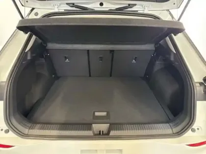 Photo 8 Volkswagen T-roc FL NOUVEAU NF 1.5 ETSI HYBRID 150CH D