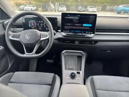 Photo 7 Volkswagen T-roc FL NOUVEAU NF 1.5 ETSI HYBRID 116CH D