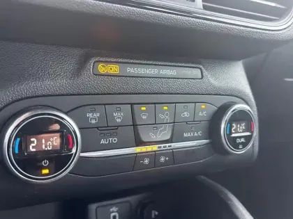 Photo 12 Ford Focus  1.0 EcoBoost 125ch ST-Line 96g