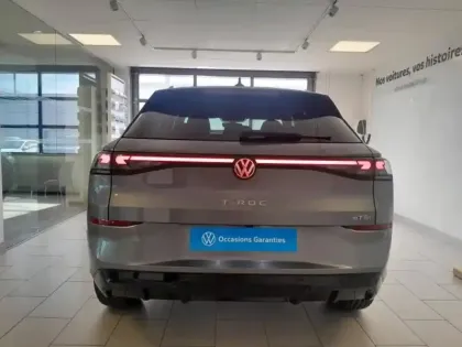 Photo 5 Volkswagen T-roc  1.5 eTSI 150ch R-Line DSG7
