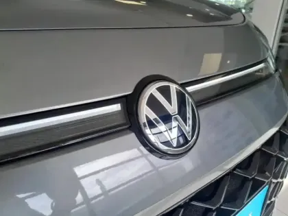 Photo 9 Volkswagen T-roc  1.5 eTSI 150ch R-Line DSG7