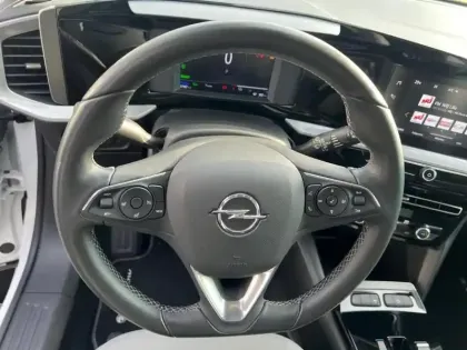Photo 10 Opel Mokka  Electric 136ch Elegance